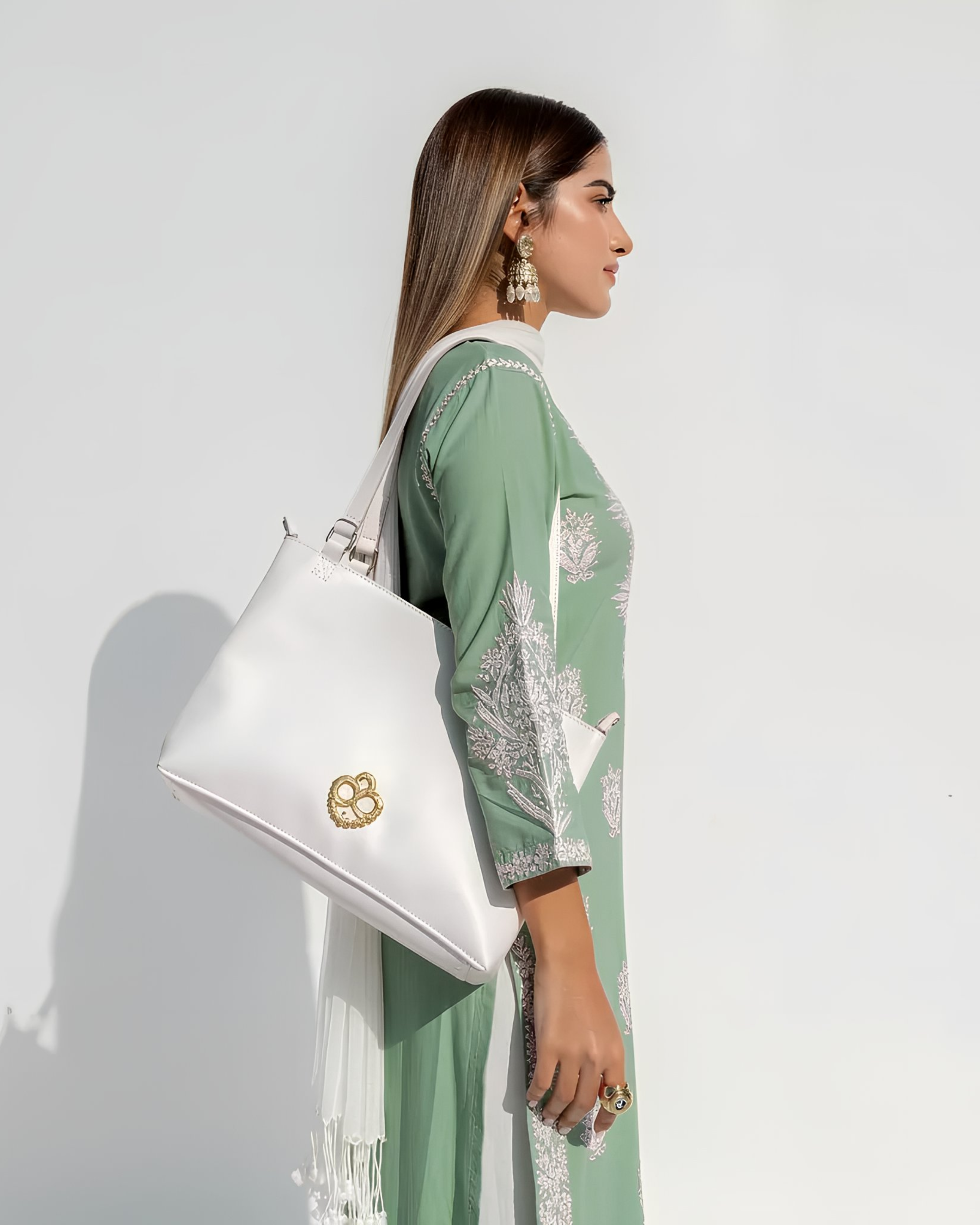 1 Pc Stitched Linen Embroidered Kurta