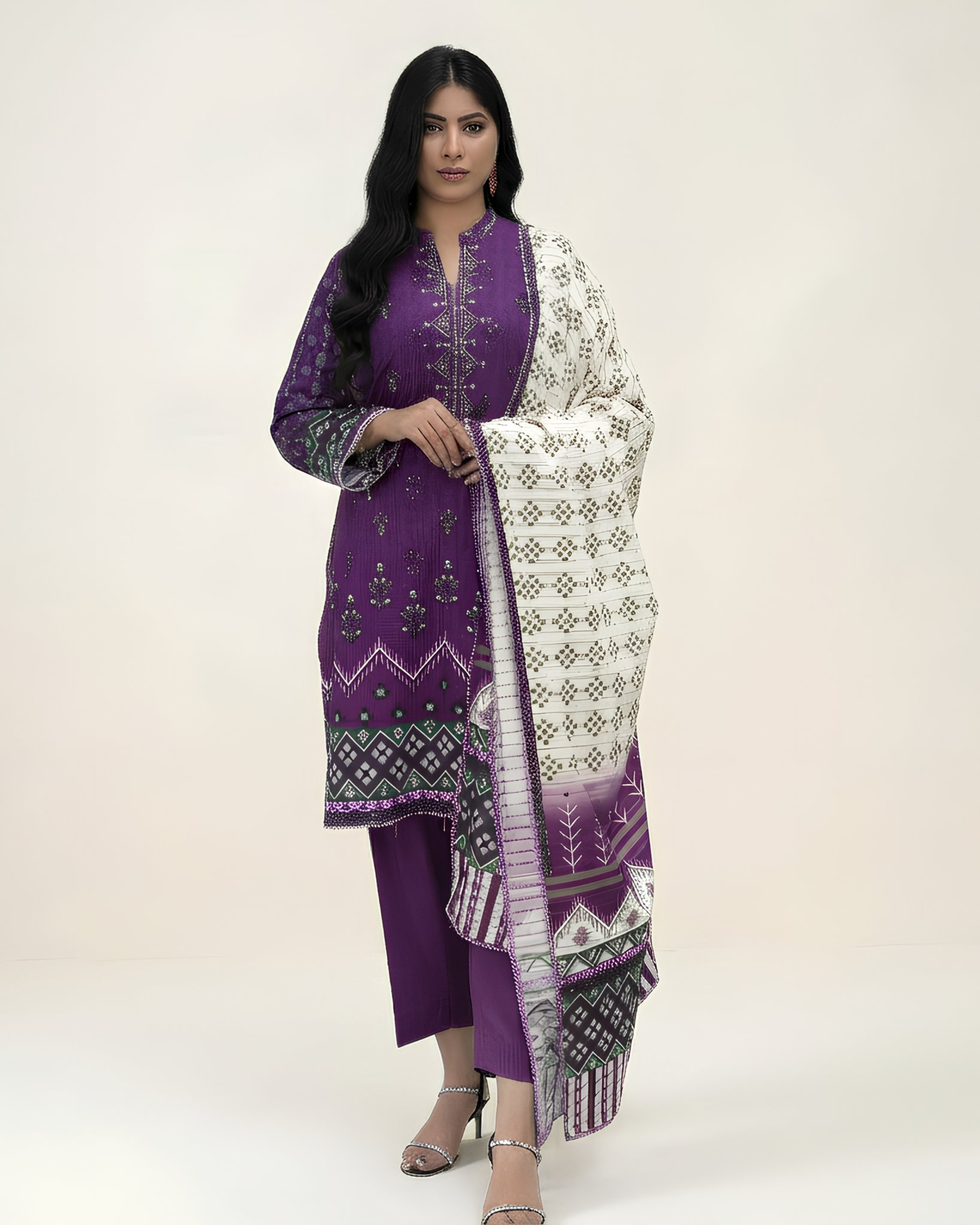 3 Pcs Unstitched Khaddar Printed Suit